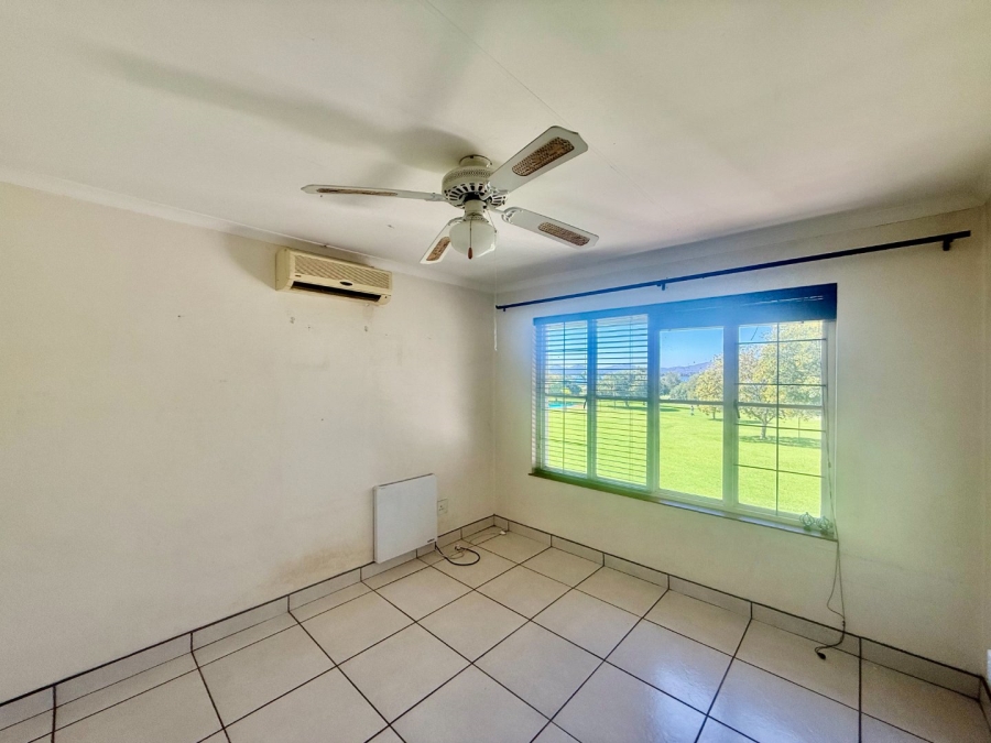 3 Bedroom Property for Sale in Caribbean Beach Club North West